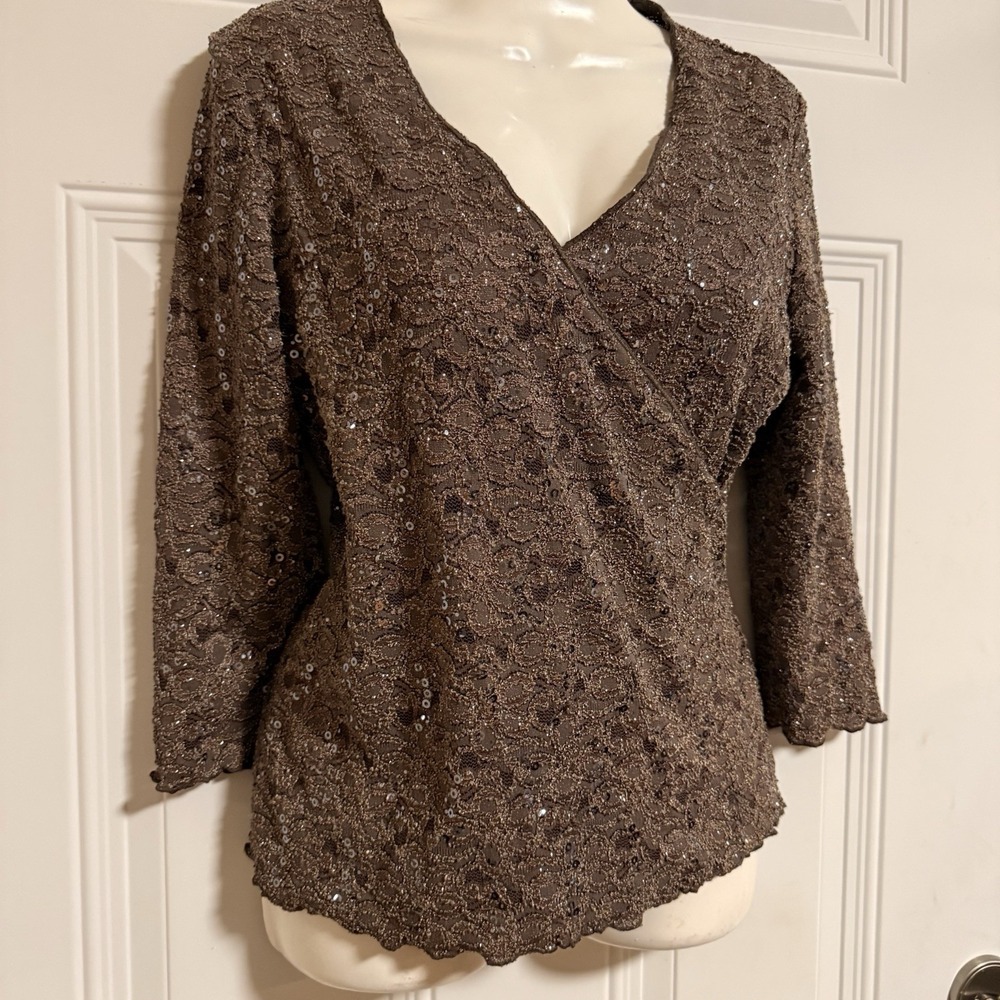 Joseph Ribkoff Blouse SZ 8 Quiet Luxury Glam Evening stretch Shimmery Fairy - Picture 7 of 8